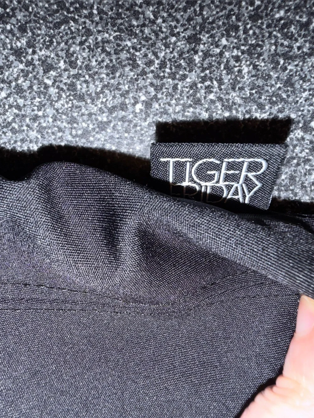 Tiger Friday Black Cropped Tank Bra Top Size Child Large